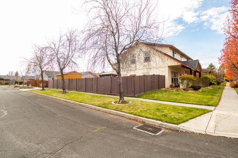 Tiny photo for 20663 Jayhawk Lane, Bend, OR 97702 (MLS # 220211990)