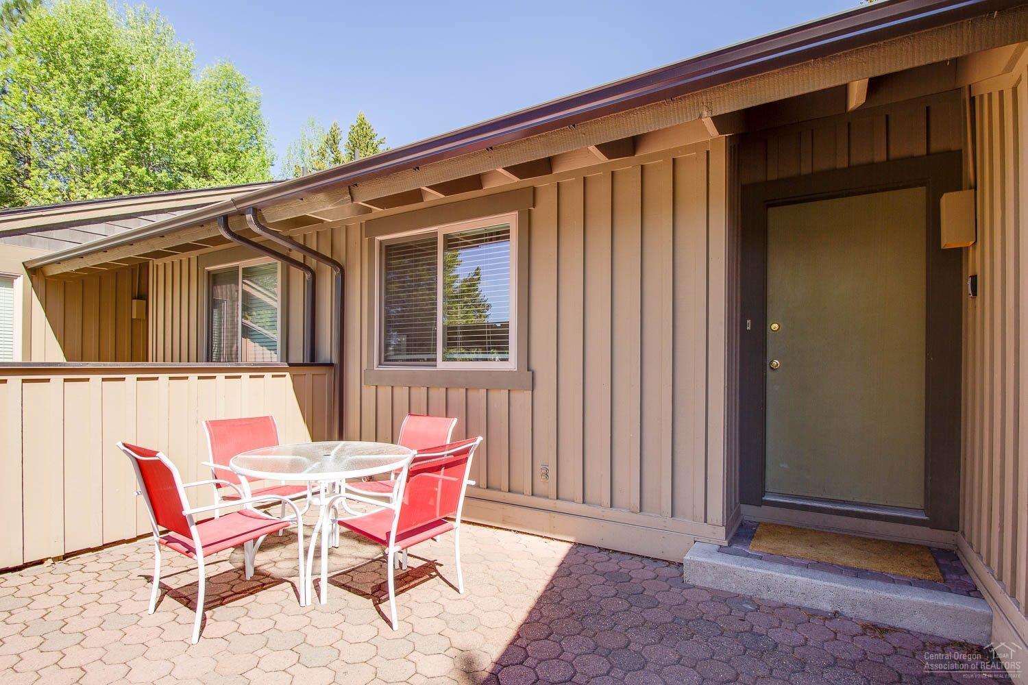 Quelah Condos - Residential