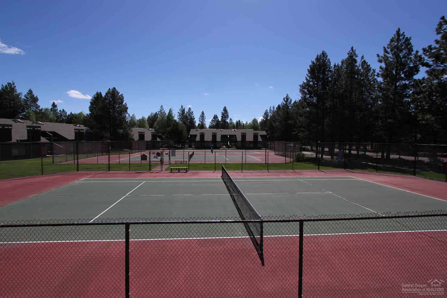 Quelah Condos - Residential