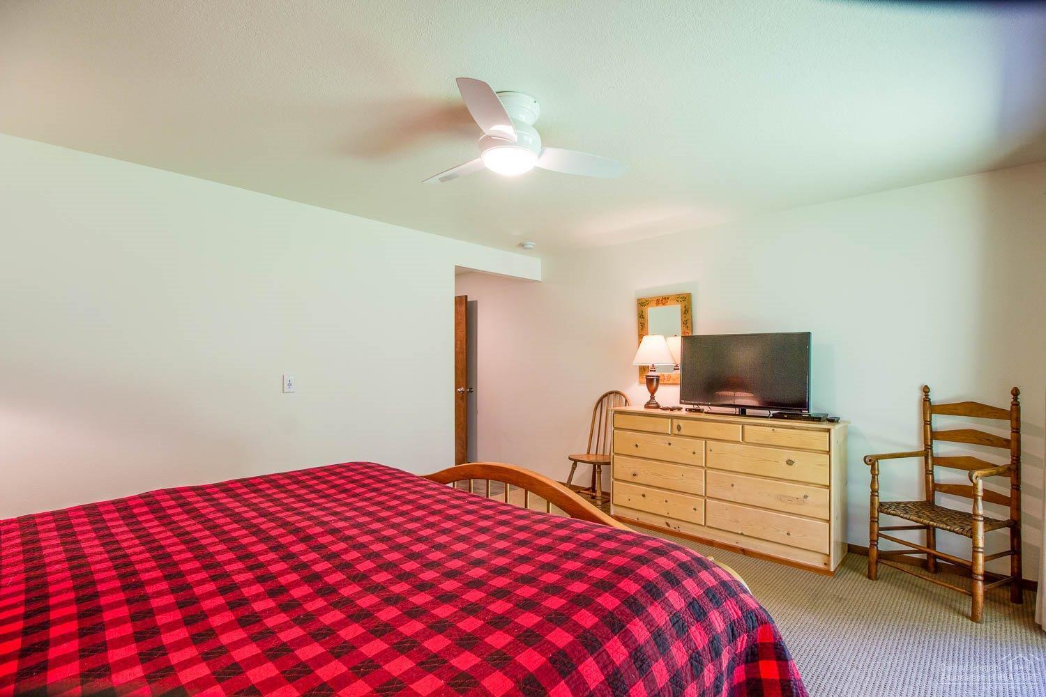 Quelah Condos - Residential