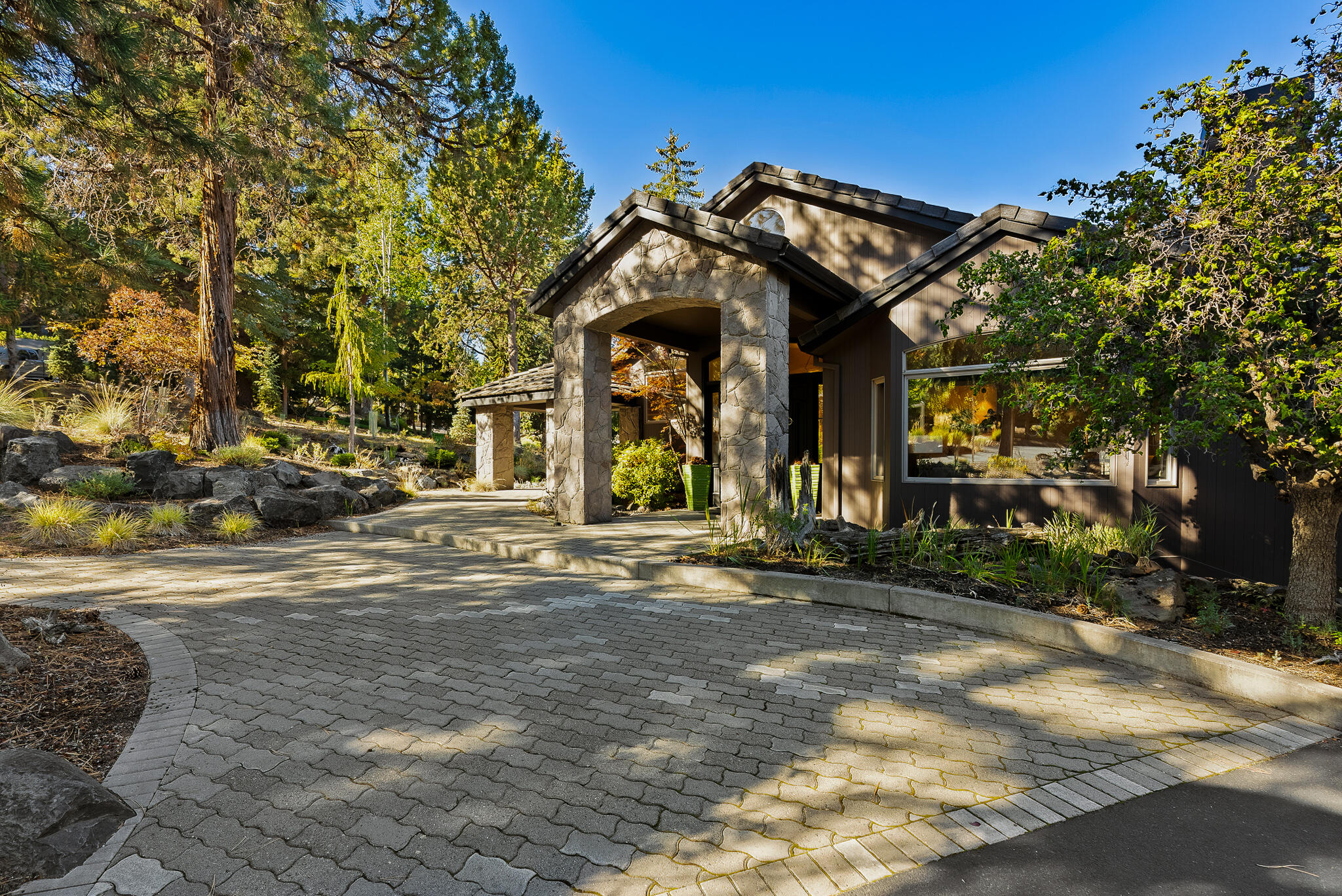 1122 NW Foxwood