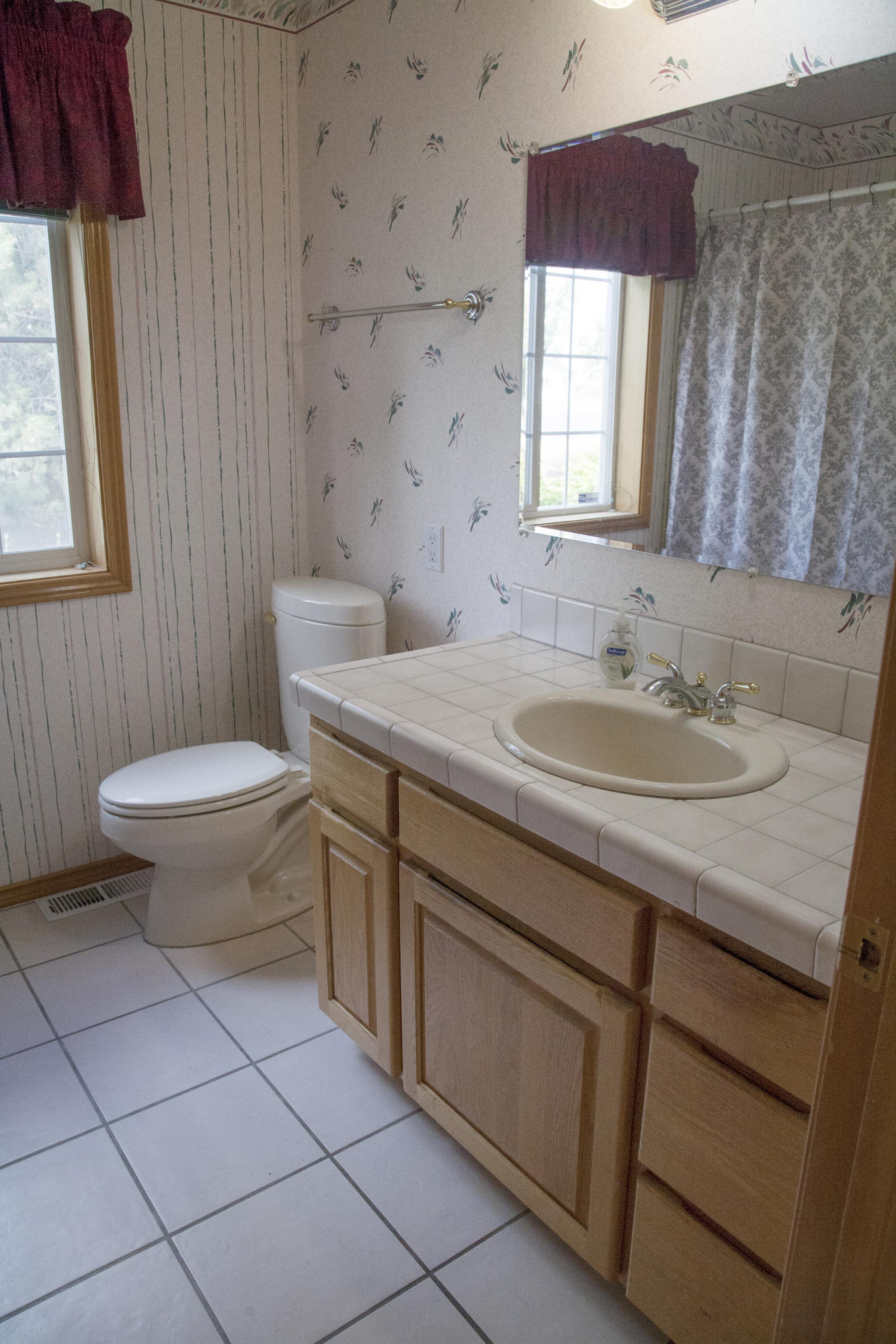 Country View Est - Residential