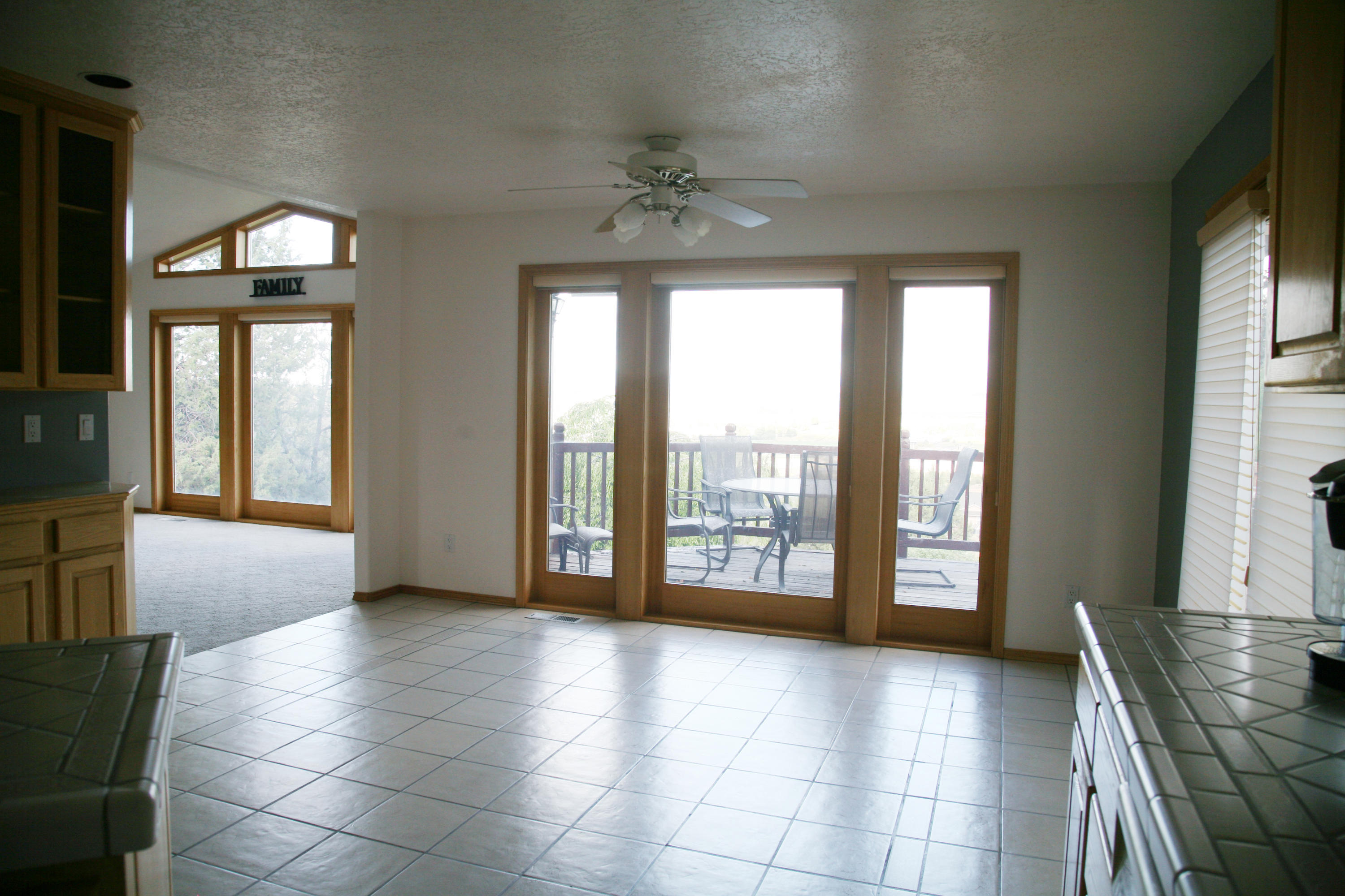 Country View Est - Residential