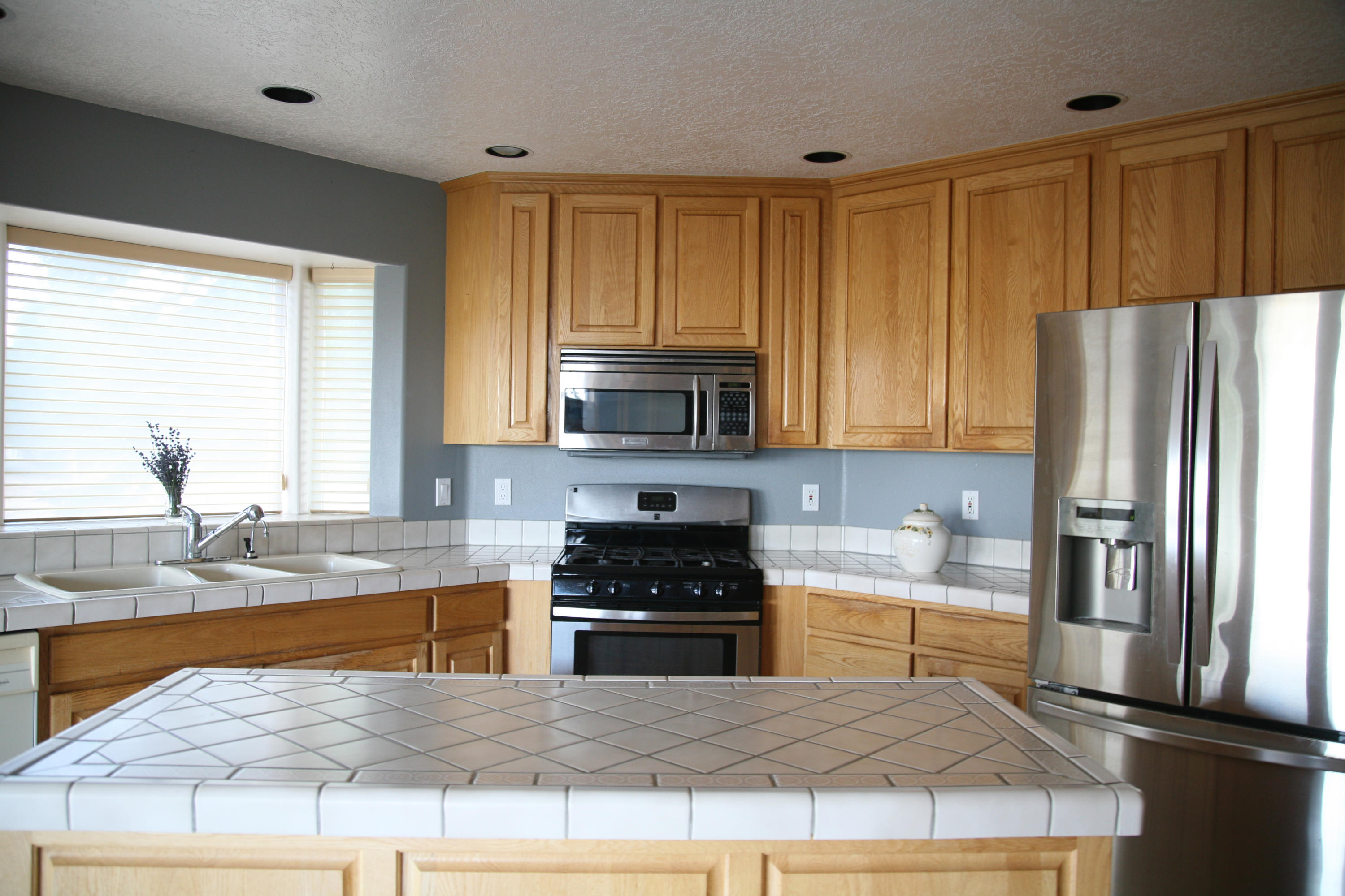 Country View Est - Residential