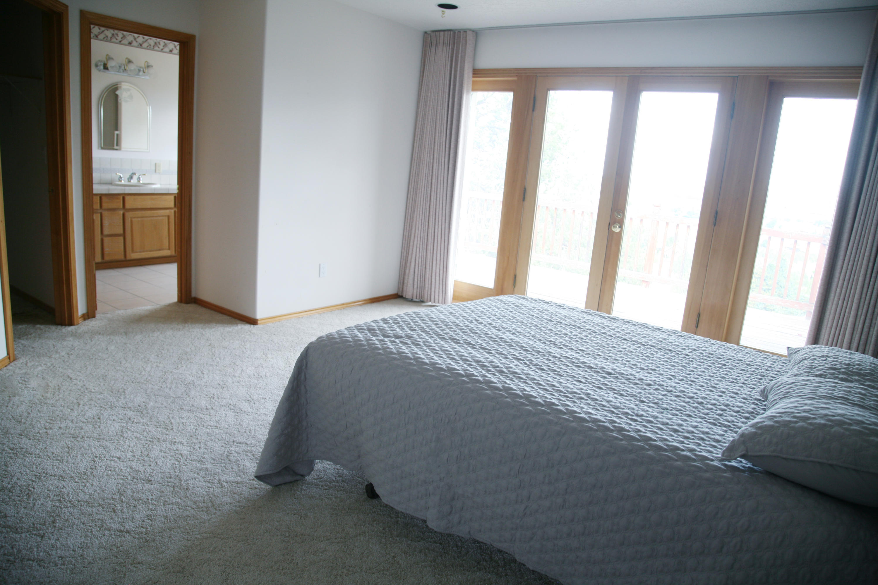 Country View Est - Residential