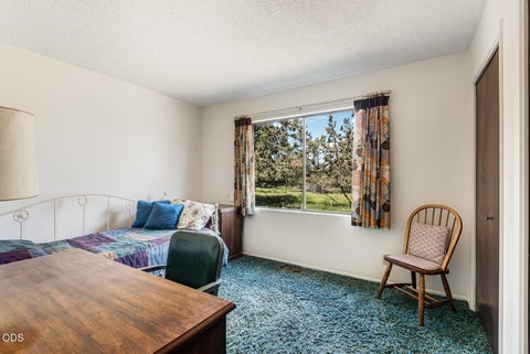 Tiny photo for 63510 Gentry Loop, Bend, OR 97701 (MLS # 220224418)
