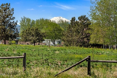 Tiny photo for 63510 Gentry Loop, Bend, OR 97701 (MLS # 220224418)