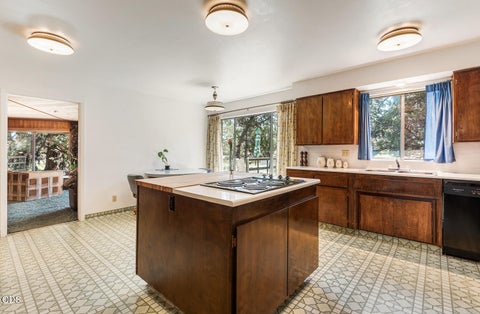 Tiny photo for 63510 Gentry Loop, Bend, OR 97701 (MLS # 220224418)