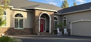 8550 Coopers Hawk Drive