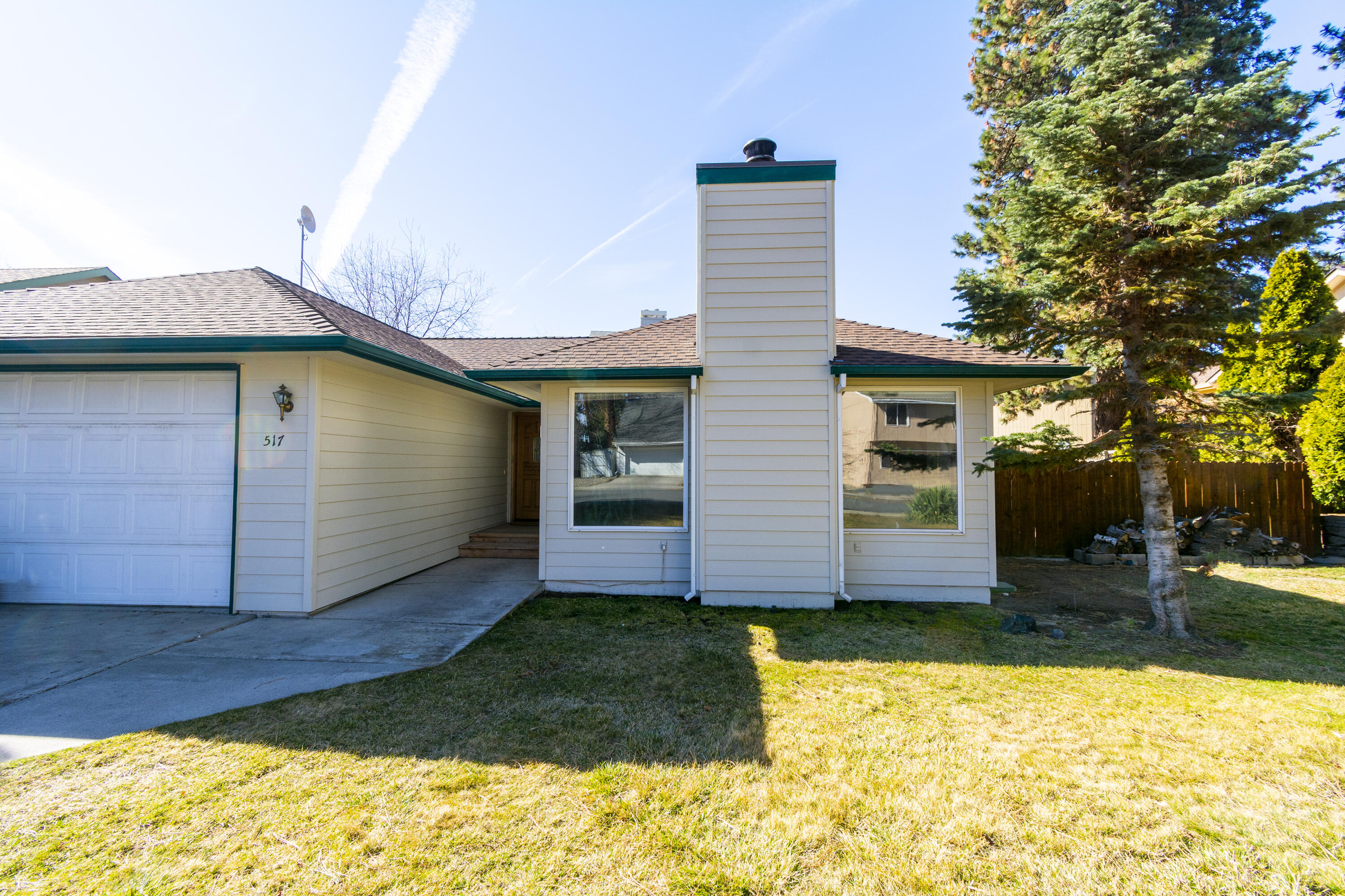 Deer Pointe Village - Residential