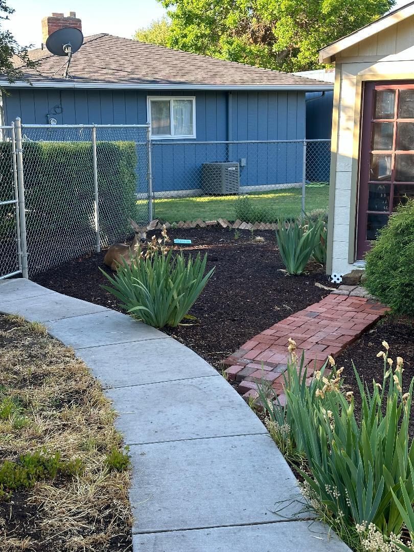 Mazama Gardens - Residential