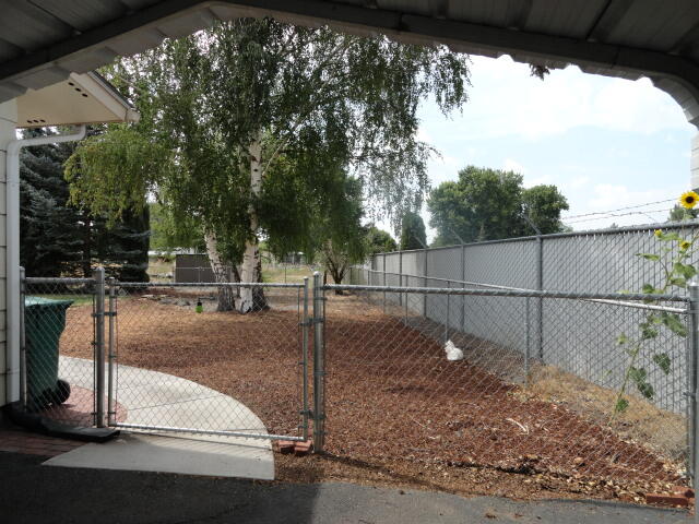 Mazama Gardens - Residential