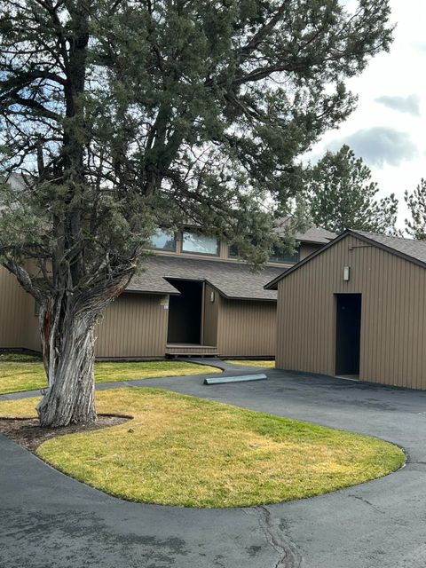 2310 Snowgoose Drive RV 7A Redmond OR 97756