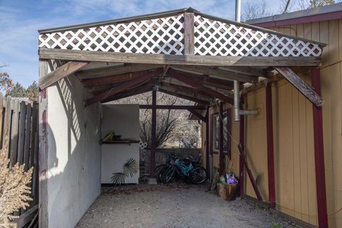 Tiny photo for 11198 NW Morrow Avenue, Prineville, OR 97754 (MLS # 220212992)