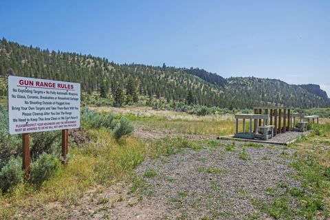 Tiny photo for 11198 NW Morrow Avenue, Prineville, OR 97754 (MLS # 220212992)