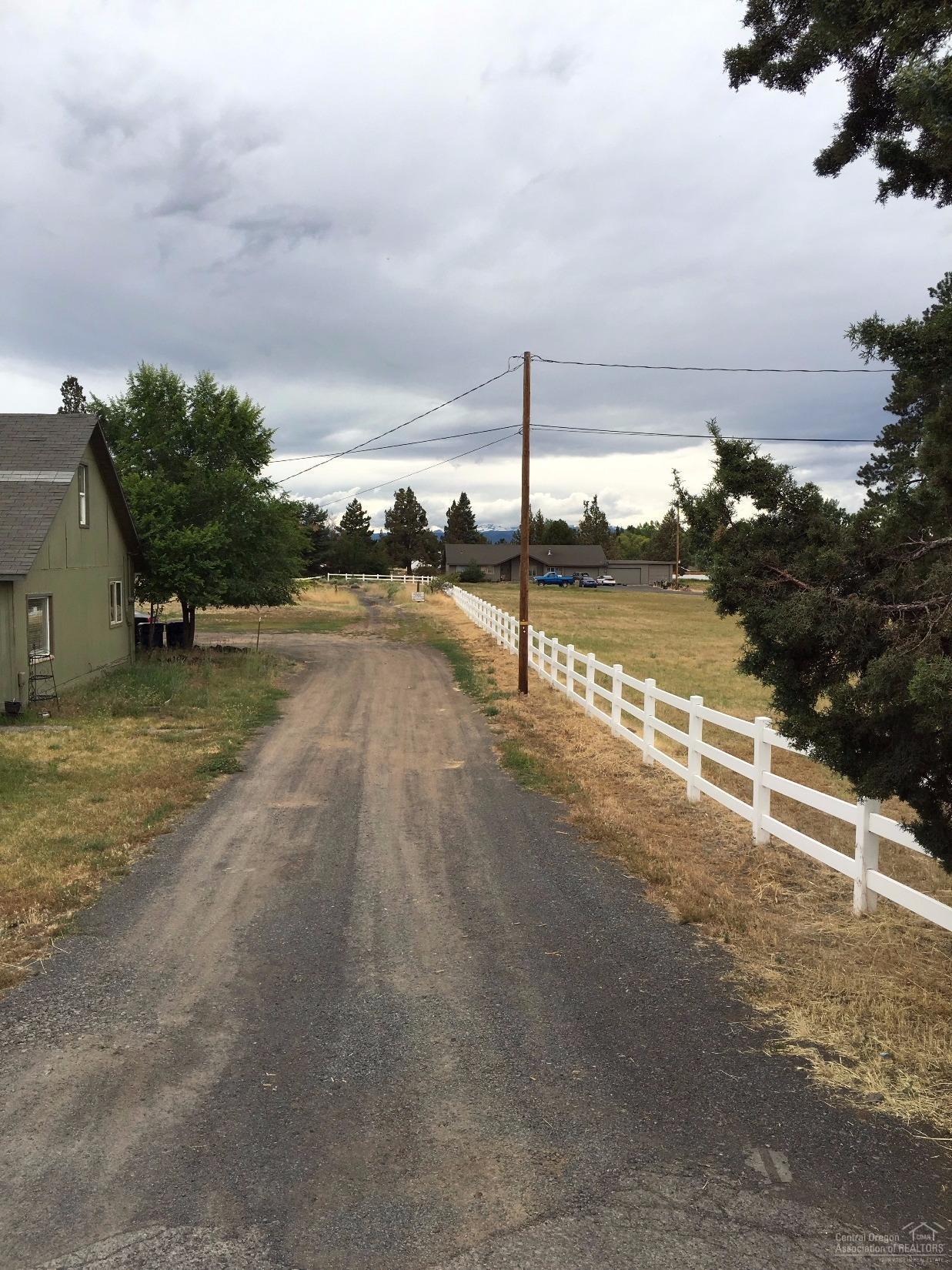27th Street Crossing - Residential