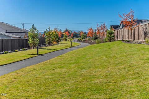 Tiny photo for 3899 NE Petrosa Avenue, Bend, OR 97701 (MLS # 220226759)