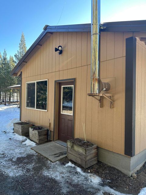 Tiny photo for 123977 Surveyor Road, Crescent Lake, OR 97733 (MLS # 220214255)