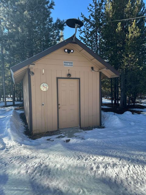 Tiny photo for 123977 Surveyor Road, Crescent Lake, OR 97733 (MLS # 220214255)