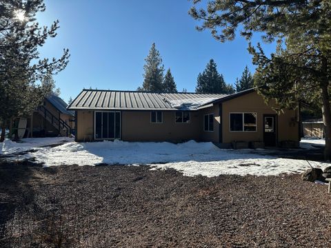 Tiny photo for 123977 Surveyor Road, Crescent Lake, OR 97733 (MLS # 220214255)