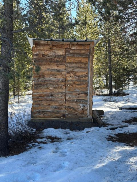 Tiny photo for 123977 Surveyor Road, Crescent Lake, OR 97733 (MLS # 220214255)