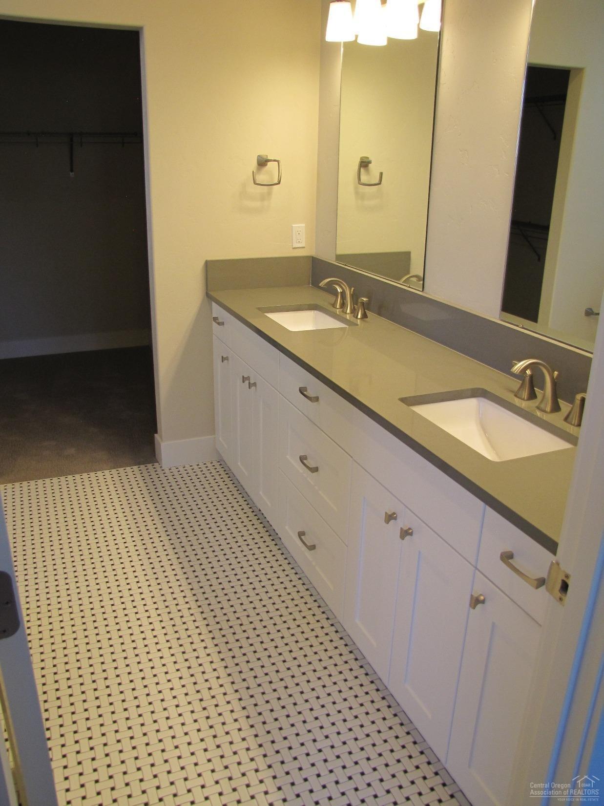 Tuscany Pines - Residential