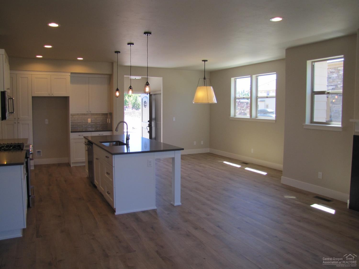 Tuscany Pines - Residential