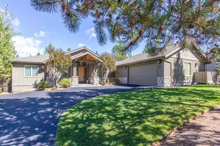 Beautiful one level residence in a quiet area of Sunriver. Soothing wood and river rock accents throughout this lovely 4 bedroom (2 suites) 3 bathroom home plus den! Soaring wood vaulted ceiling, hardwood and slate flooring, large deck with private hot tub and an oversized 2 car garage. This home is immaculate and shows the best of care!