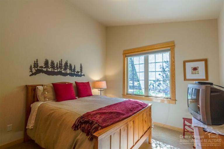 Fairway Crest Village - Residential