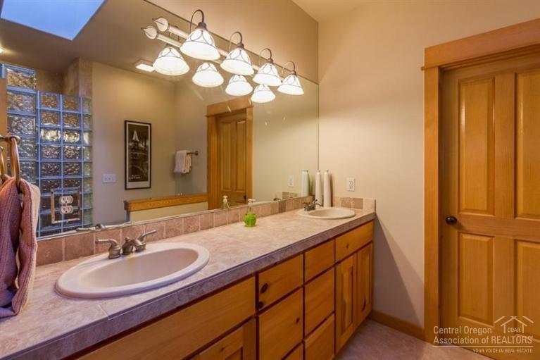 Fairway Crest Village - Residential