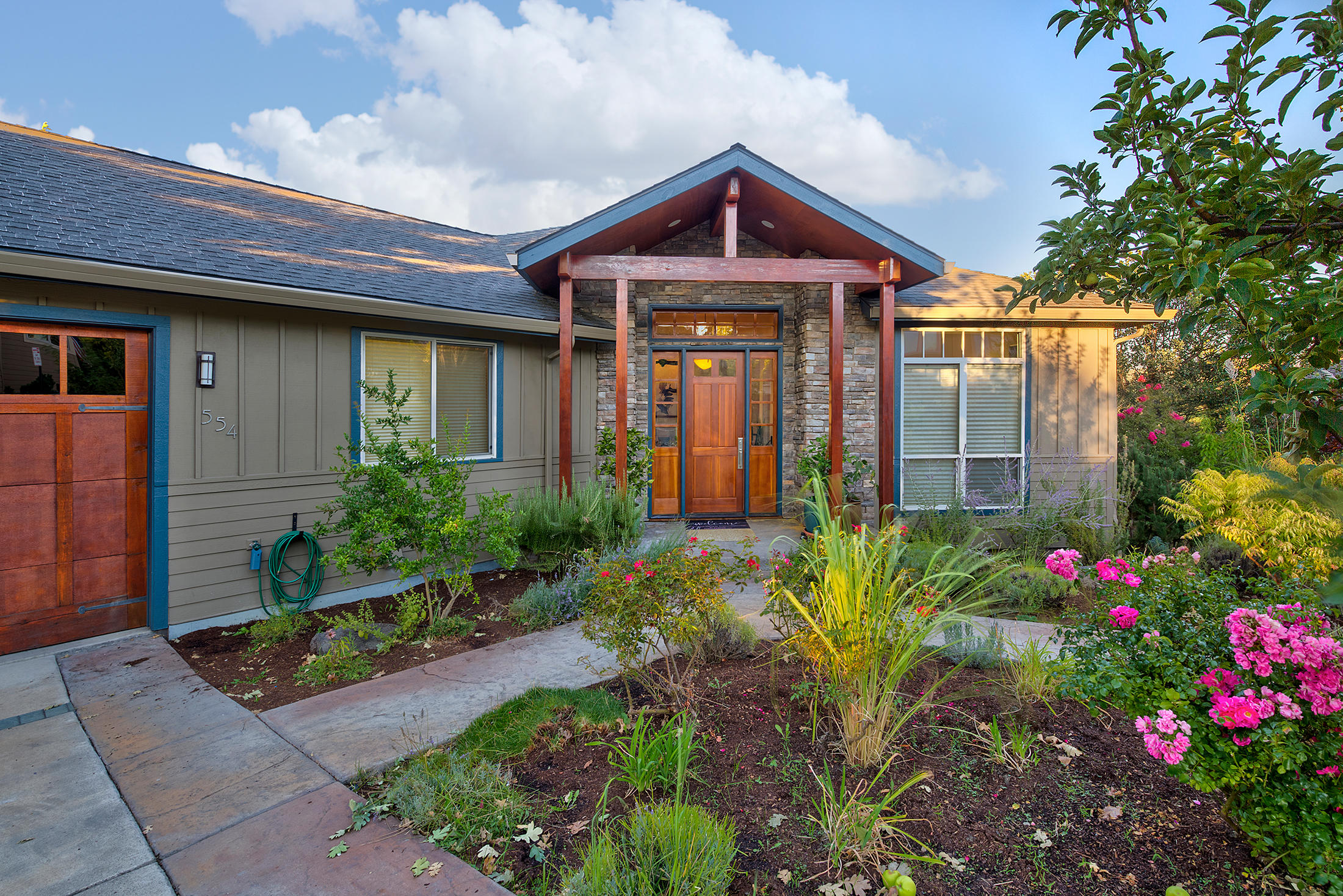 Oaks Of Ashland, The - Residential