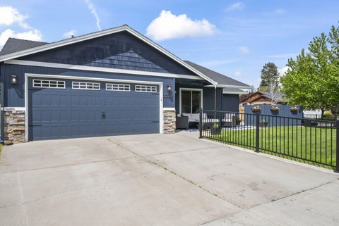20528 Dylan Loop Bend OR 97702