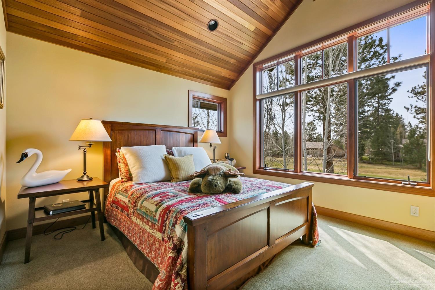 Broken Top - Residential