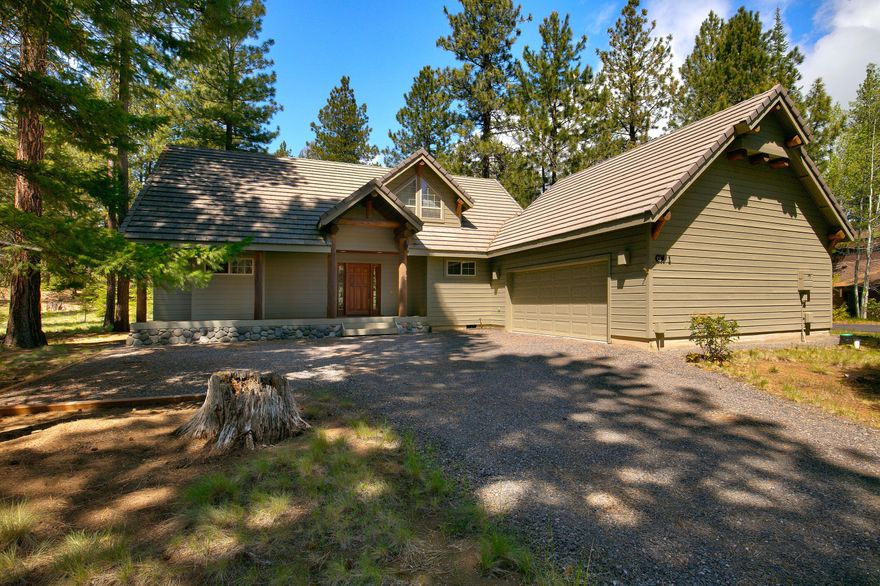 First time on the market! This custom-built, one-owner home showcases exceptional craftsmanship at every level. The main floor features a spacious kitchen that opens to a great room, complete with a wood-burning stove and vaulted ceilings, providing stunning views of the rock outcropping and surrounding forest. The primary suite with an en suite bathroom is also conveniently located on this level. Upstairs, enjoy a versatile loft space along with two additional bedrooms and a full bathroom. Located near the Glaze Meadow Recreation Center, which offers both indoor and outdoor pools, a gym, tennis courts, and pickleball courts. GM 1 is being sold completely furnished making it ideal for full-time living, a second home, or an investment opportunity.