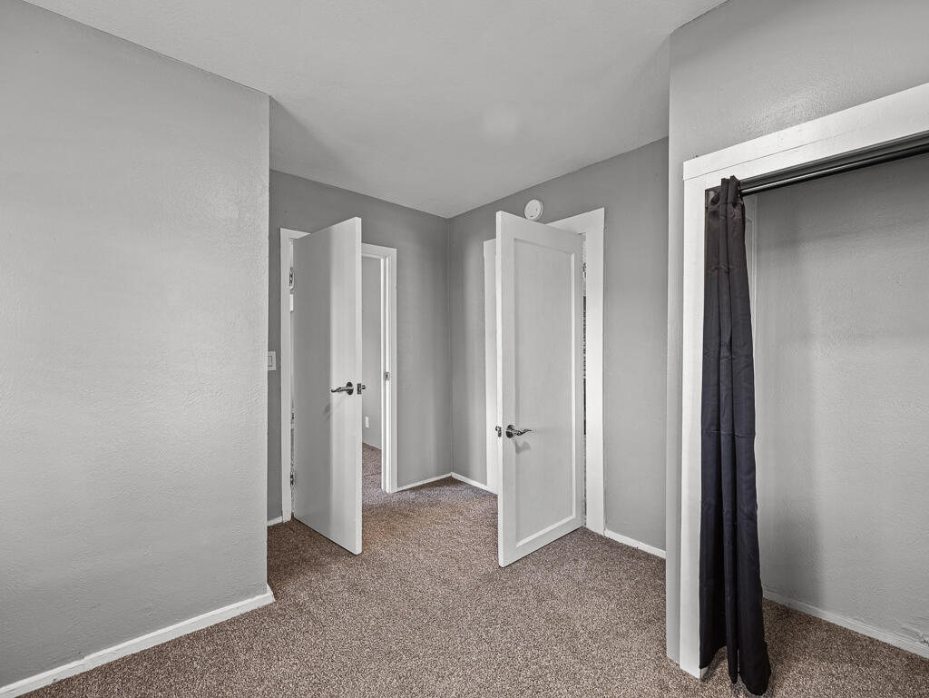 Klamath Falls -Klamath Lake Addition - Residential