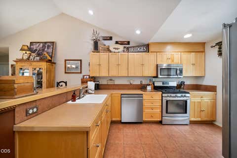 Tiny photo for 998 NE Brown Drive, Madras, OR 97741 (MLS # 220226274)