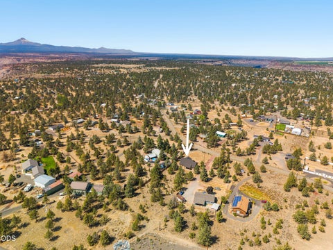Tiny photo for 8111 SW High Cone Drive, Terrebonne, OR 97760 (MLS # 220227274)