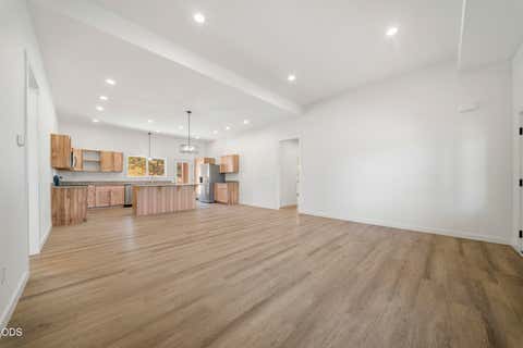 Tiny photo for 8111 SW High Cone Drive, Terrebonne, OR 97760 (MLS # 220227274)