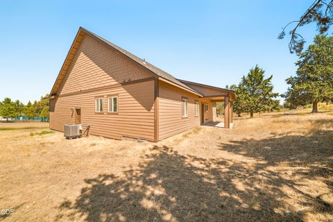 Tiny photo for 8111 SW High Cone Drive, Terrebonne, OR 97760 (MLS # 220227274)