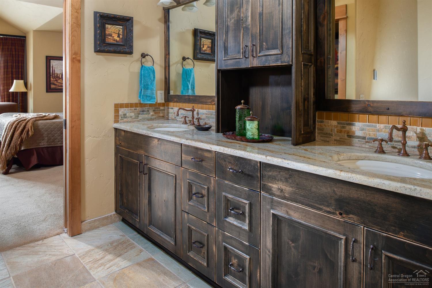 Fairway Point Villag - Residential