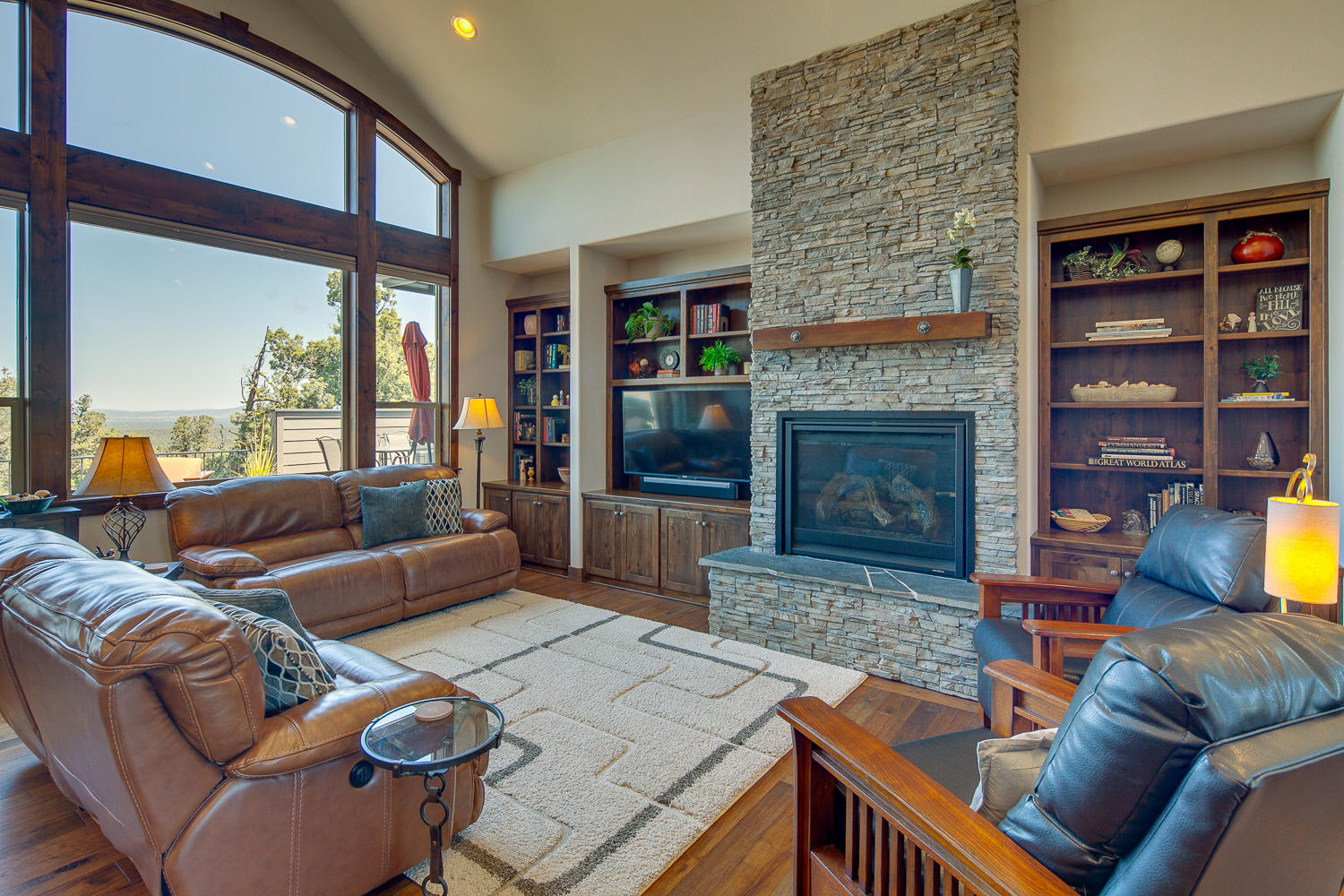 Eagle Crest - Residential