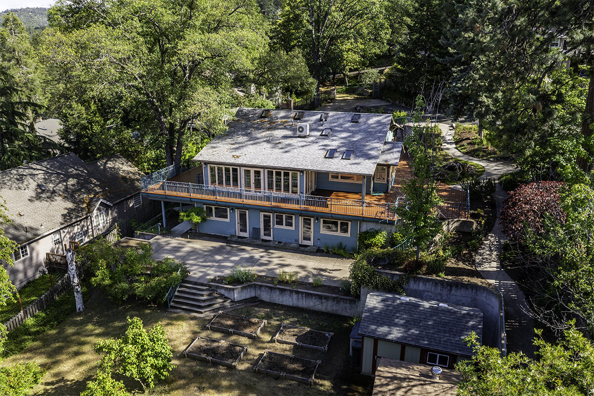1320 Prospect Street