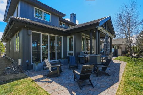 Tiny photo for 61807 Fall Creek Loop, Bend, OR 97702 (MLS # 220219478)