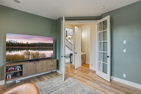 Tiny photo for 61807 Fall Creek Loop, Bend, OR 97702 (MLS # 220219478)