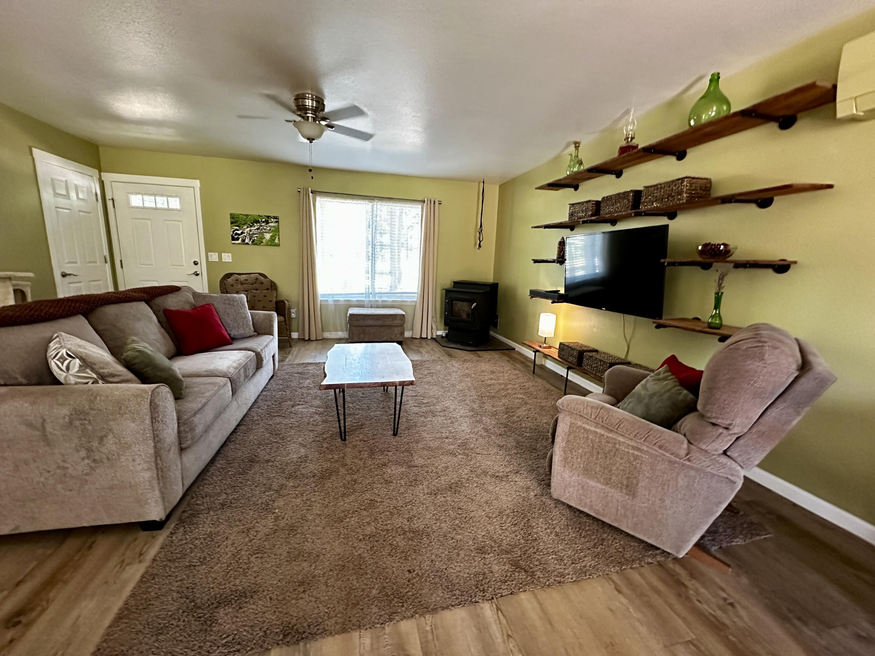 1939 Checkerien Lane