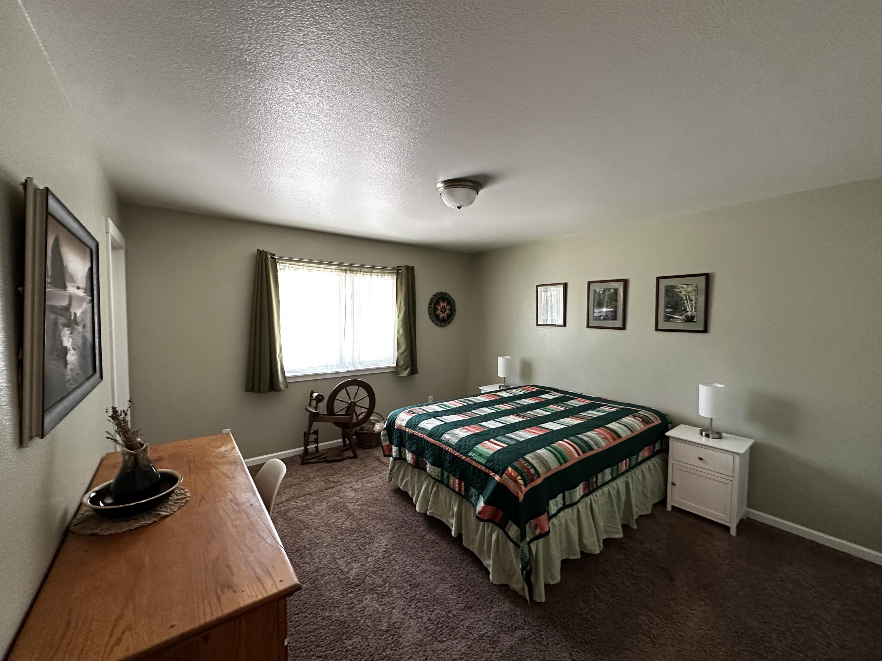 Wagon Trail Acreages - Residential