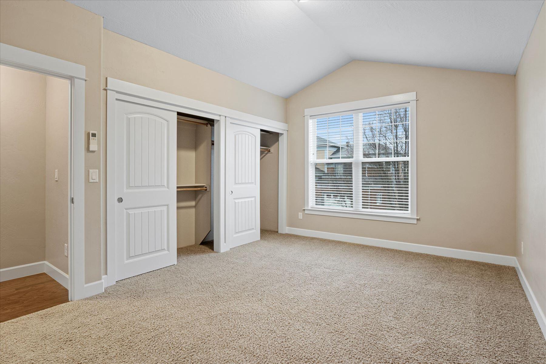 Meadowbrook Park II At North Mountain - Residential