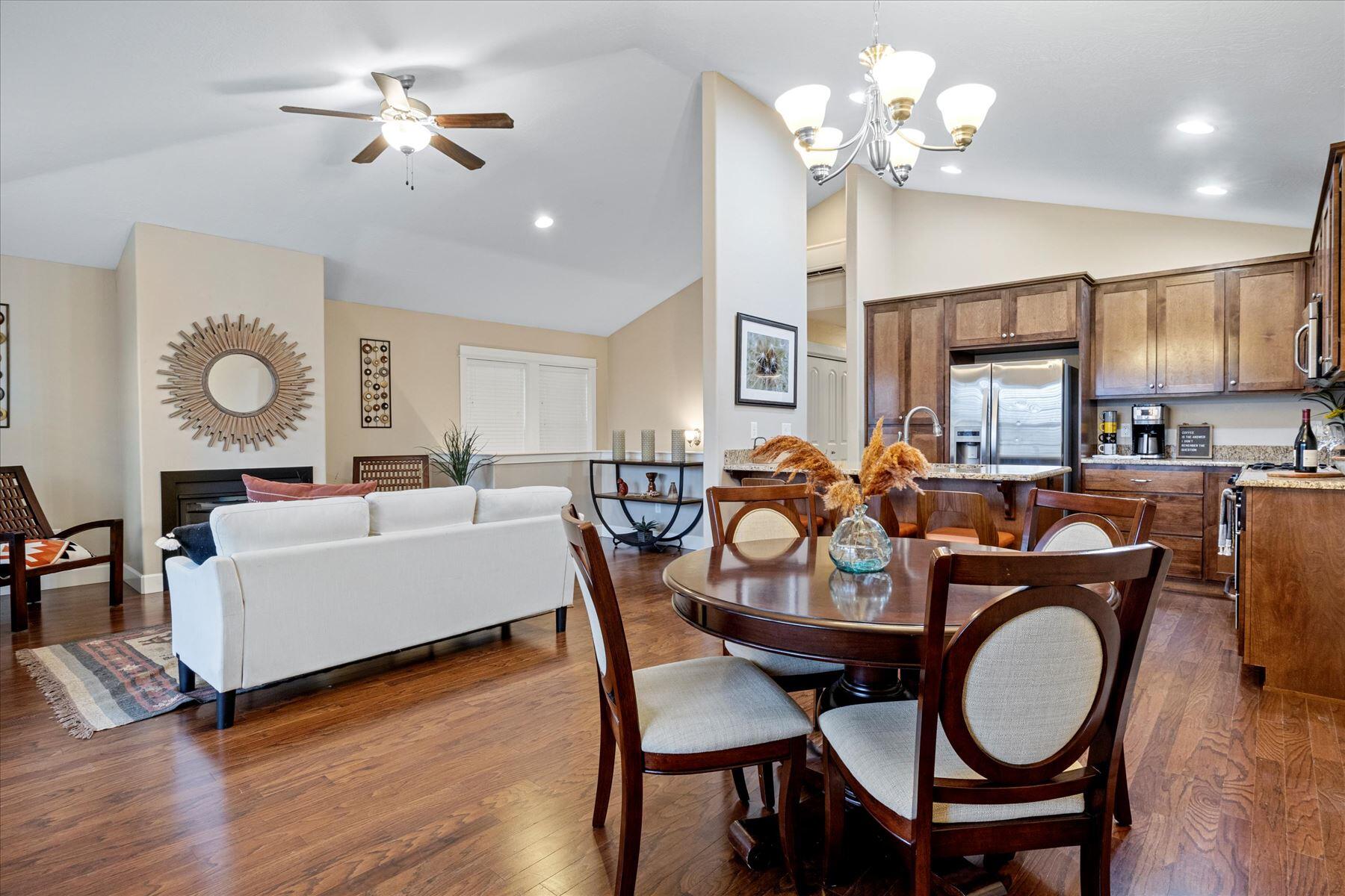 Meadowbrook Park II At North Mountain - Residential