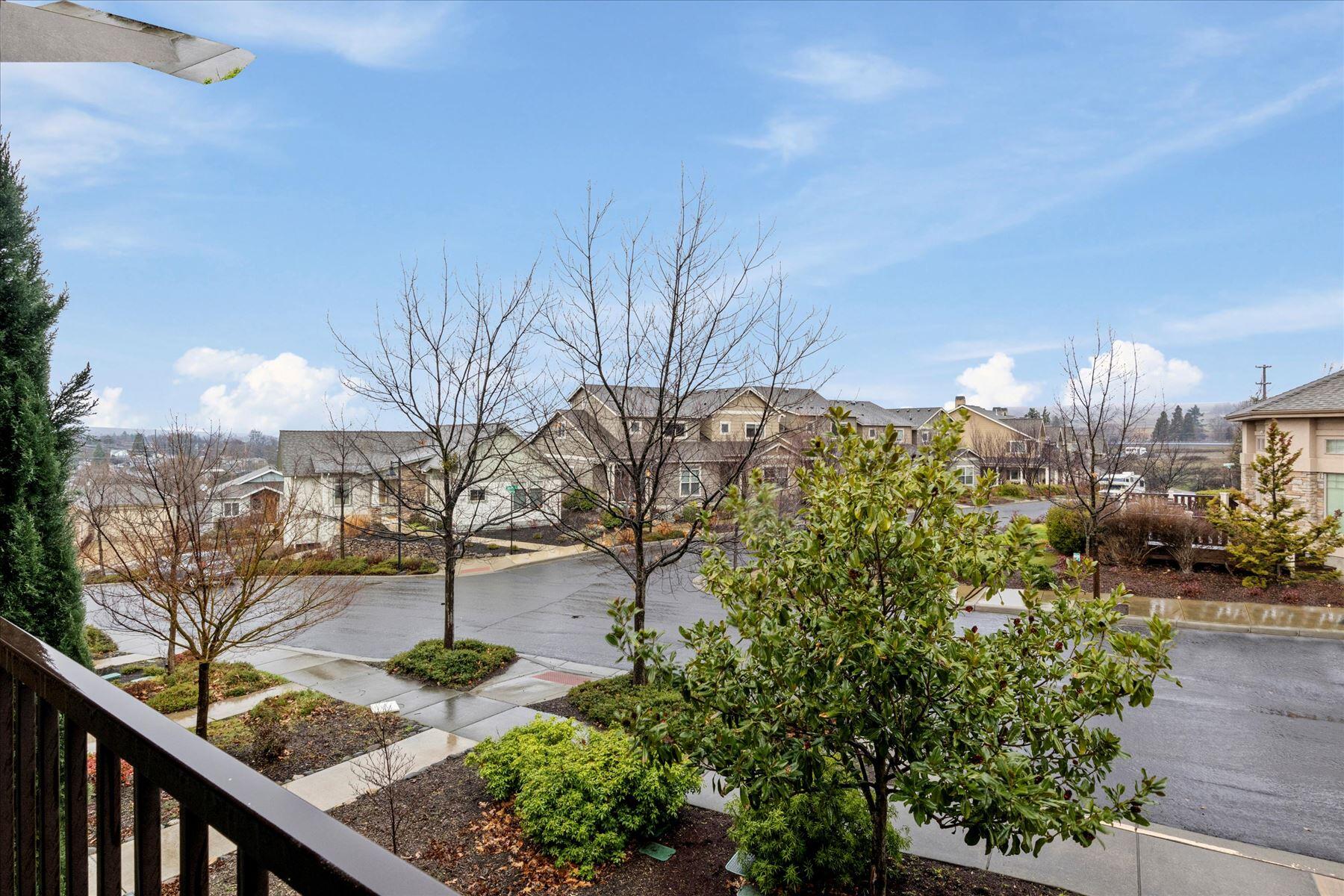 Meadowbrook Park II At North Mountain - Residential