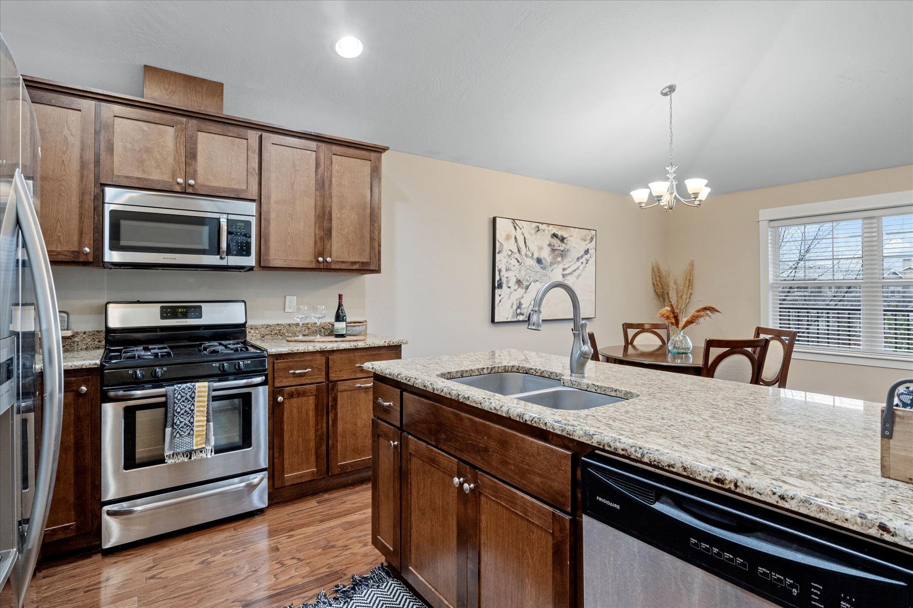 Meadowbrook Park II At North Mountain - Residential